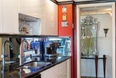 FULLY FORNSHED WITH A FEW EXPECTIONS! BEACH RESORT LIVING