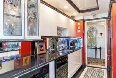 FULLY FORNSHED WITH A FEW EXPECTIONS! BEACH RESORT LIVING