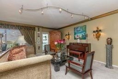 FULLY FORNSHED WITH A FEW EXPECTIONS! BEACH RESORT LIVING