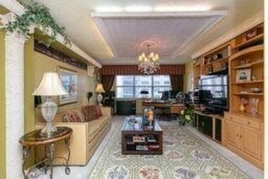 FULLY FORNSHED WITH A FEW EXPECTIONS! BEACH RESORT LIVING