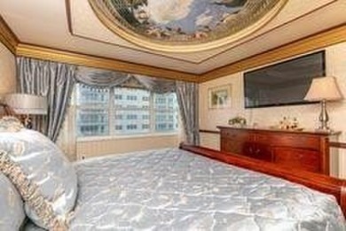 FULLY FORNSHED WITH A FEW EXPECTIONS! BEACH RESORT LIVING