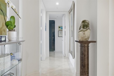 Experience Ritz-Carlton resort living. Enjoy panoramic