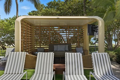 Experience Ritz-Carlton resort living. Enjoy panoramic