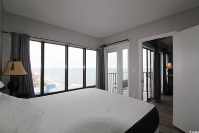 This 2BR/2BA condominium is located in the Palace Resort, an