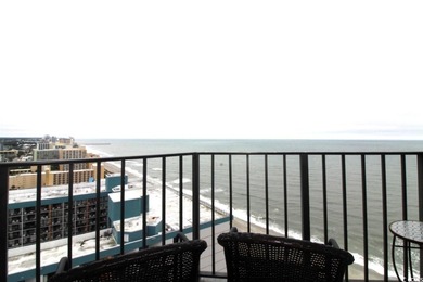 This 2BR/2BA condominium is located in the Palace Resort, an