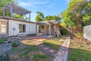 *** Open House Sunday, November 16th from 2 PM - 4