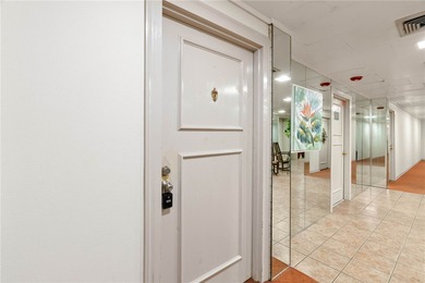 Beautiful one bedroom one bathroom condo in a great location!