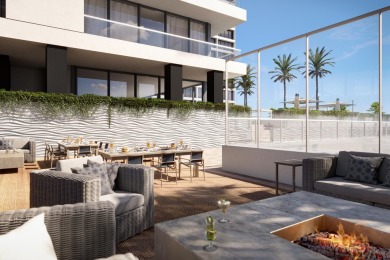 Direct intracoastal views across all 3 levels & impressive