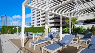 Direct intracoastal views across all 3 levels & impressive