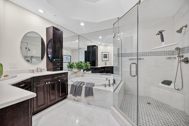 One or more photo(s) has been virtually staged. This is more