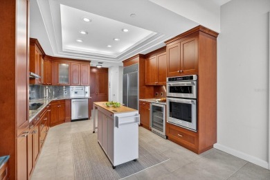 One or more photo(s) has been virtually staged. This is more