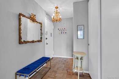 Spacious 2BR/2BA at the Winston Churchill with breathtaking