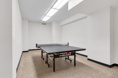 Spacious 2BR/2BA at the Winston Churchill with breathtaking