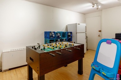 Spacious 2BR/2BA at the Winston Churchill with breathtaking