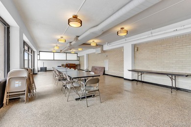 Spacious 2BR/2BA at the Winston Churchill with breathtaking