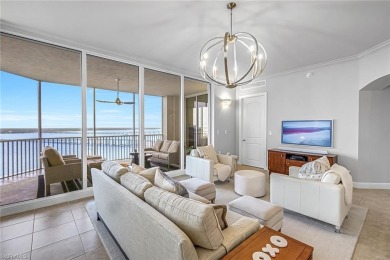 Ideally located on the 21st floor of the highly regarded High