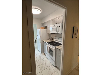 Welcome to the Lakewood Gold Coast Lifestyle! Experience