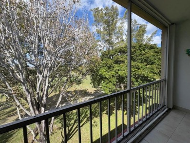 Beautiful spacious split plan 2 bedroom, 2 full bath condo with