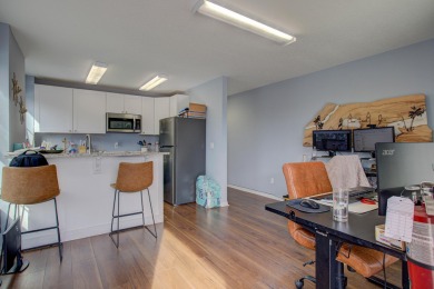 This fully occupied mixed use quadplex is an 7.75% cap rate and