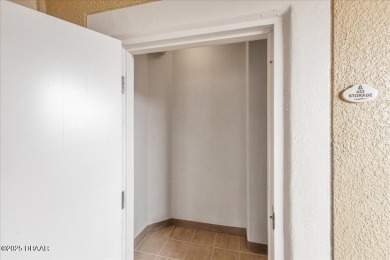 Welcome to fully gated condo at Tuscany Square located in the