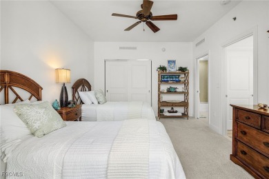 Stunning and fully updated 3 bed/2bath 7th floor condo