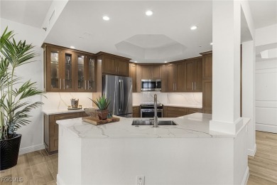 Stunning and fully updated 3 bed/2bath 7th floor condo