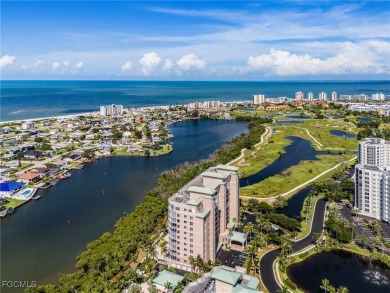 Stunning and fully updated 3 bed/2bath 7th floor condo