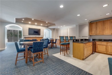 Stunning and fully updated 3 bed/2bath 7th floor condo