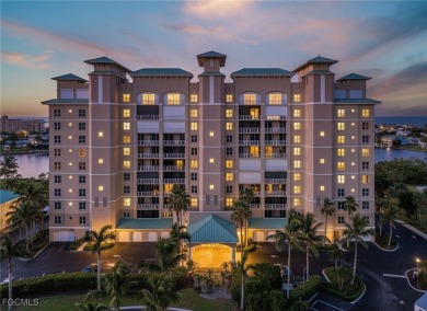 Stunning and fully updated 3 bed/2bath 7th floor condo