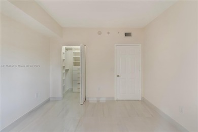 Rare opportunity!!! This gorgeous apartment with 3 bedrooms and