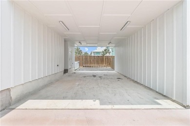 Come Discover the perfect blend of comfort, style, and beach