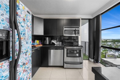 Priced to sell! 
Great high floor convertible condo with great