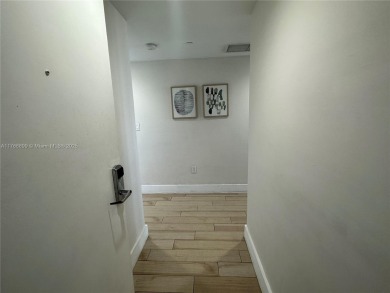 WATERFRONT CONDO -  & SHORT-TERM RENTAL. 3-bedroom, 3-bathroom