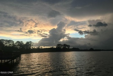 On Lake Powell- It is Florida's largest dune lake. Two Pools