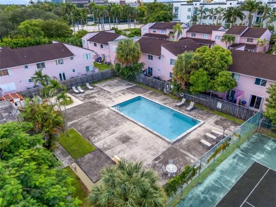 Beautifully maintained 1-bedroom, 1-bathroom condo with 770 sq