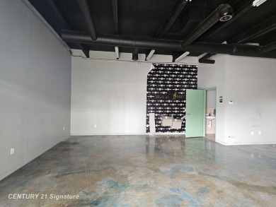 Experience the potential of 2,500 sq. ft. of retail commercial