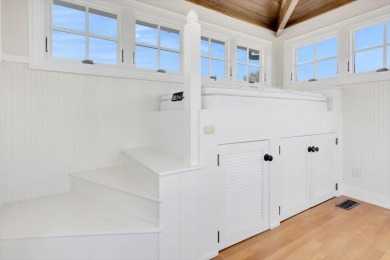 Perched atop Chattanooga's Iconic Missionary Ridge, 312 N Crest