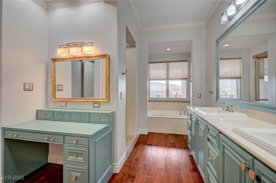 TOP FLOOR RESIDENCE AVAILABLE! LOCATION & LUXURY MEET IN THIS