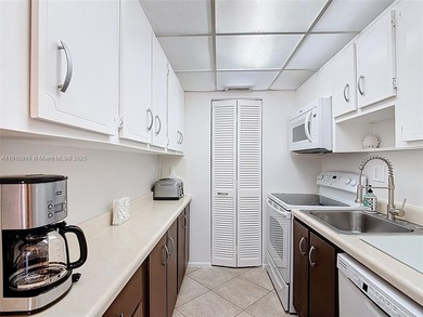 Spacious 2BD/2BA Condo with Pool View & Investment