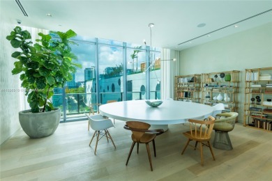Best priced Penthouse in One Paraiso by Piero Lissoni. Steps