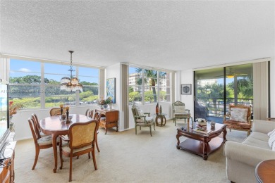 Well maintained corner unit  2  bedrooms, 2 bathrooms located in