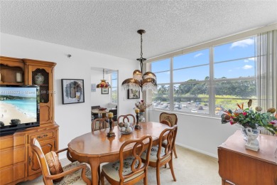 Well maintained corner unit  2  bedrooms, 2 bathrooms located in