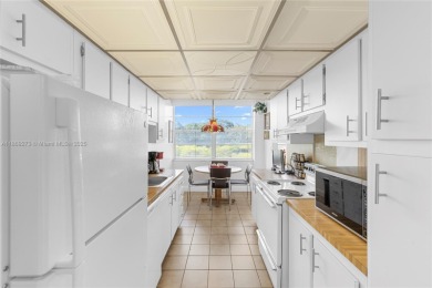 Well maintained corner unit  2  bedrooms, 2 bathrooms located in