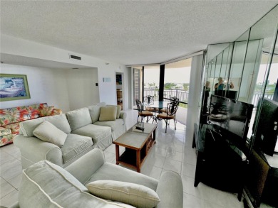 GREAT OPPORTUNITY, Intracoastal Water views with sunsets.  This