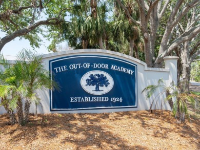 A unique opportunity to renovate and create your dream coastal