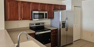 Gorgeous Turkey Lake frontage Condo on the 6th floor, bright