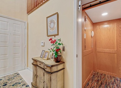 SUPERB LOCATION!! Walk To Clubhouse! Great location with the