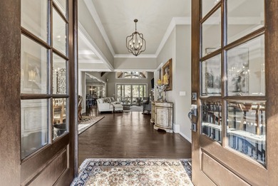 Fantastic Inside the Gates location, near the Ritz Carlton Lake