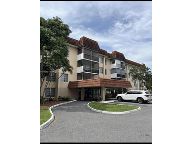 Welcome to a vibrant and inviting condo that blends comfort with