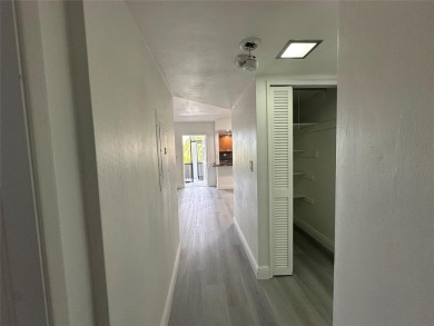 Beautiful 2BD/2BA co-op located just minutes from the beach in